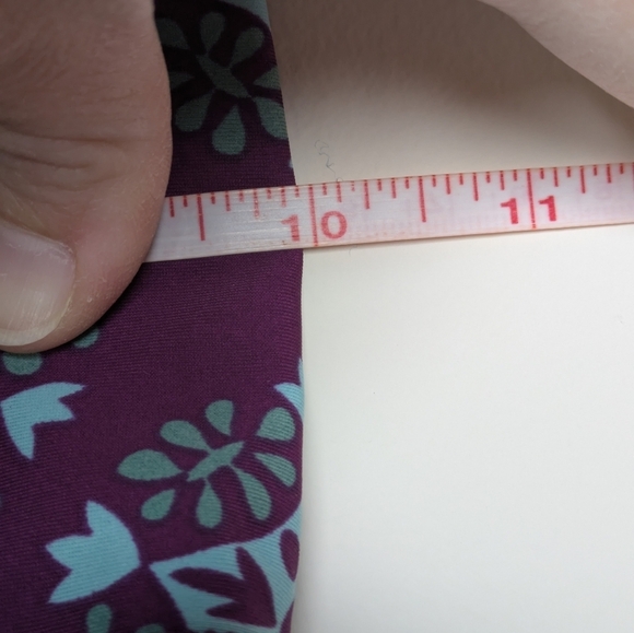 Tea Collection Rashguard Swim Shirt 4 - Picture 5 of 6